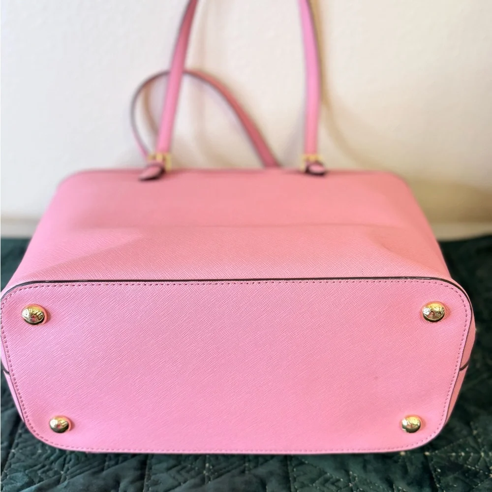 BARELY USED…… MICHAEL KORS JET SET PINK MEDIUM TOTE w/MATCHINGVWALLET - Picture 6 of 12